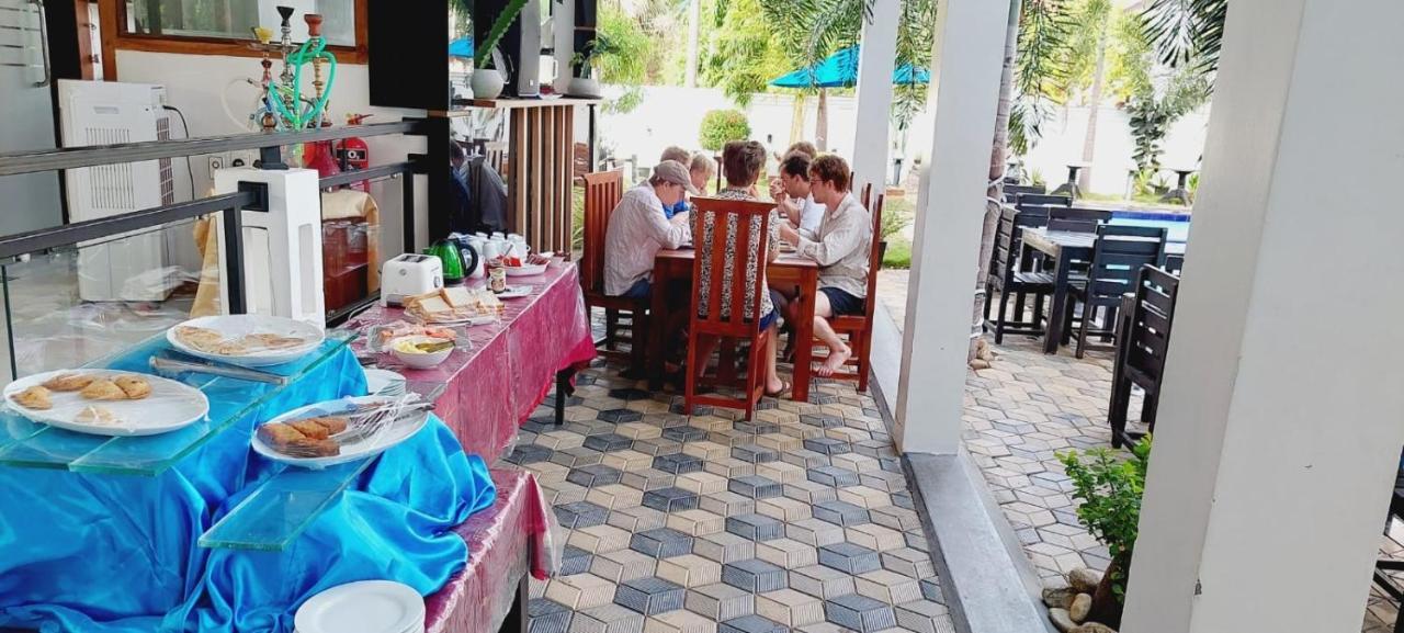 J7 Villaj Resort Тринкомалі Екстер'єр фото